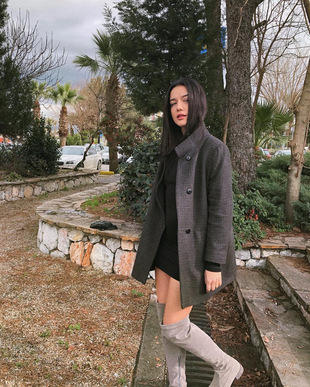 Duygu Atıl (Lylo) Kimdir? - Bu Bir Oyun